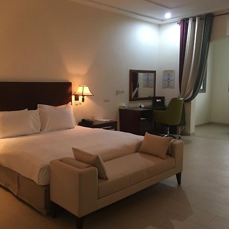 Hotel Sancta Maria Lomé Eksteriør billede