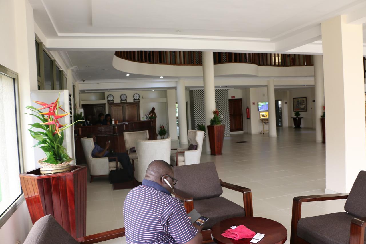 Hotel Sancta Maria Lomé Eksteriør billede